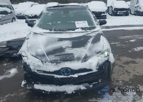 2021 Toyota Prius Le Awd-E z USA, uszkodzony, nr VIN JTDL9MFU2M3026902